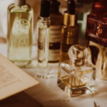 Guide Complet du Parfum : Trouver le Parfum Femme, Homme et Coffret Idéal à Petit Prix